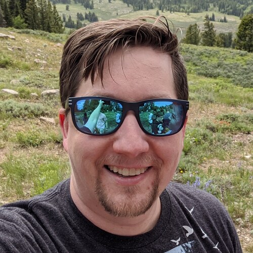 🤓 Entrepreneur
🧠 Overthinker
🇺🇸 Patriot