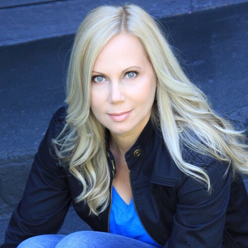 Recording Artist. Faith, Freedom, Dog Mom / Cat Mom. Music that makes you feel something, music that makes you smile.