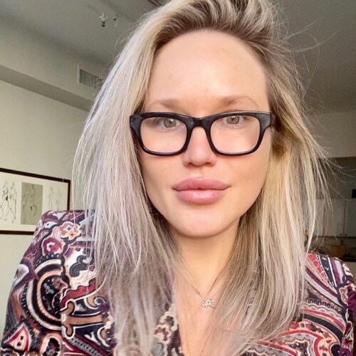 Contributor at Human Events, shining the light on NYC, giving a voice to the void #unmaskourkids
IG @jacquelinefornyc