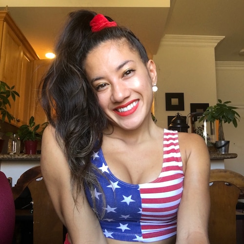 Stand up Comedian 🎤 Documentary Filmmaker 🎬 Homeowner in Texas 🤠🇺🇸 Filipina Firecracker ❤️ Spinabifida Baddie ♿️ 
�...