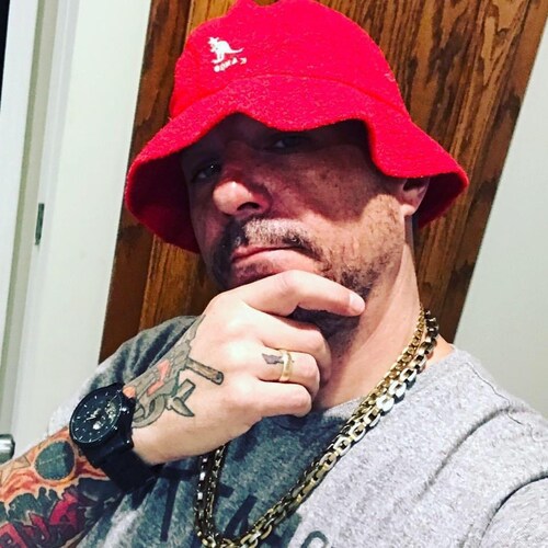 Retired/Disabled 
currently battling stage 4 cancer
Live a Life Worth Living…