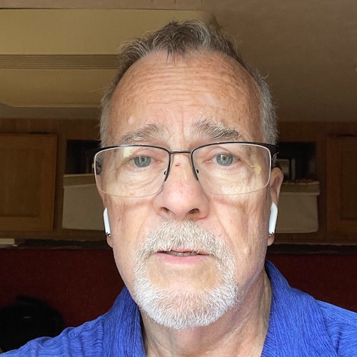 Christian, Father of 3 beautiful girls, grandfather of 5, USAF veteran (retired), Constitutionalist Conservative.  Saved...