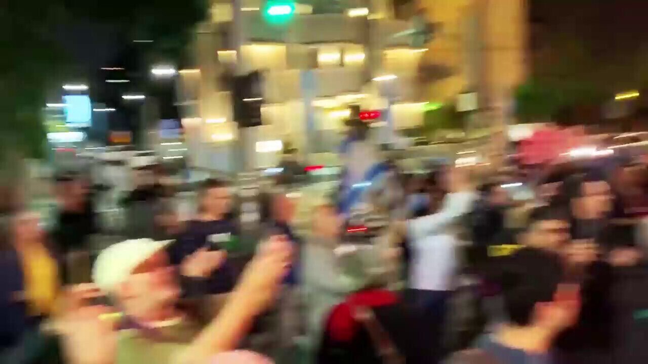 Love Our Israeli Brothers and Sisters Standing Up for Freedom!!! יחי החופש!!!