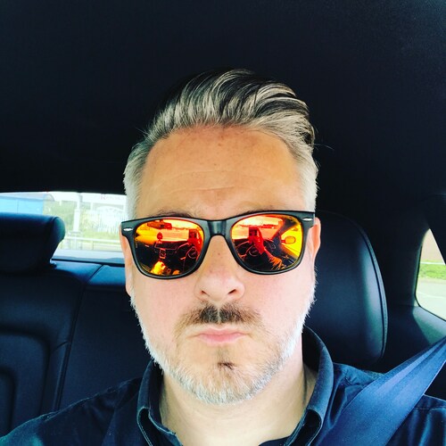 Enjoy sport, travelling, and interested in politics