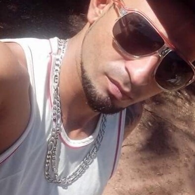 Brasileiro de direita patriota.