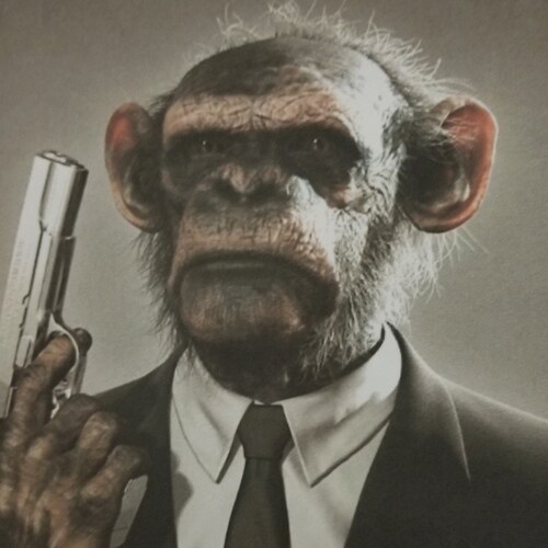 Proud Deplorable 🇺🇸  
🇺🇸 married to a 🇬🇷