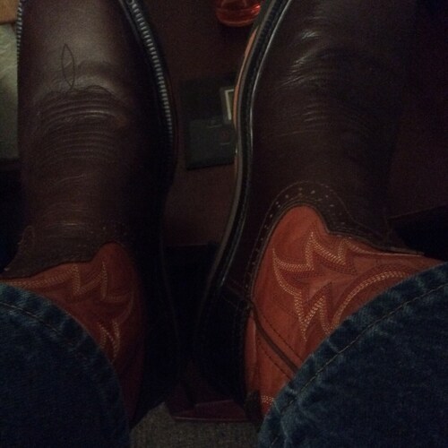 Average honky but no ordinary dude