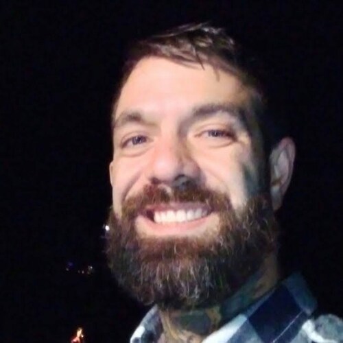 Son of a survivor of Marxism 🇨🇱, Father, Hoppean🏴, Veteran, Entrepreneur