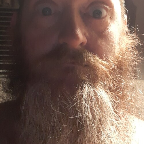 former child now adult hillbilly ! I enjoy cannabis, hiking, campin, cannabis, fishing and sqautchin!