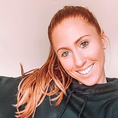 ✨ UX/UI designer, design thinker, brand designer, content strategist & human-loving extrovert ✨ Follow @uxtalk for some real talk!