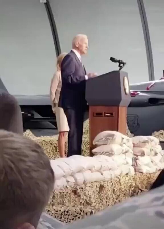 Holy Fuck.. Joe Biden called out Troops "Stupid Bastards"

Share
