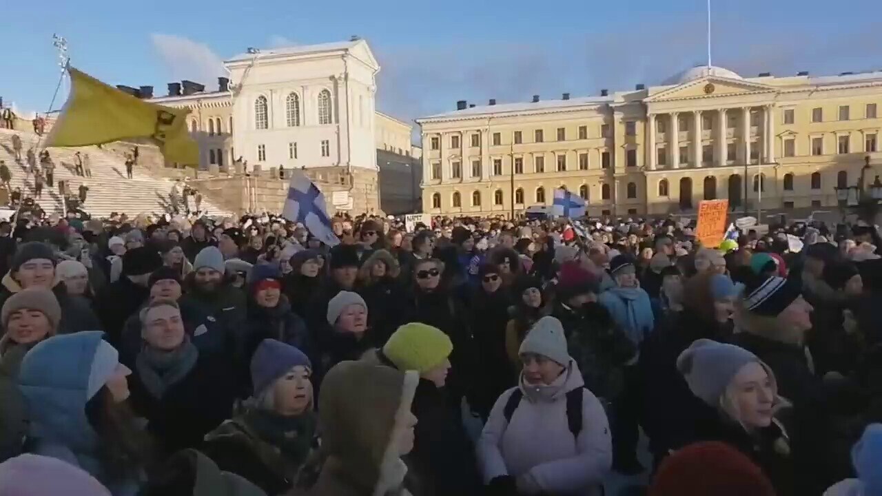 NOW - Large protest against vaccine passports and vaccine mandates in #Helsinki, the capital of Finland.

@disclosetv 

