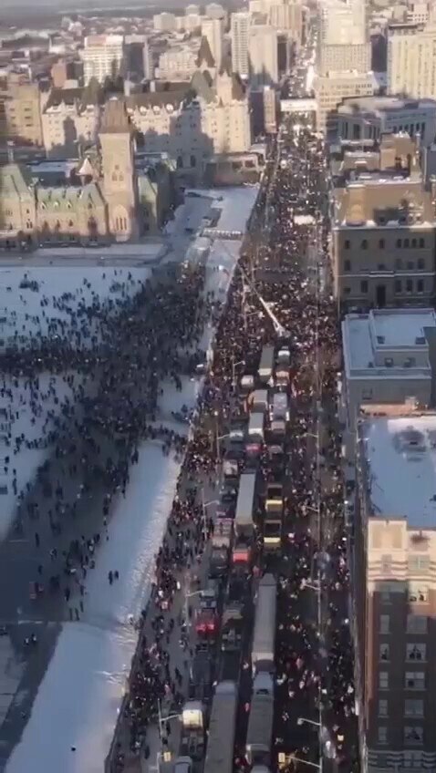 The capital of Canada, while Trudeau goes into hiding 🔥