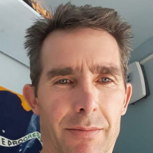 apoiando nosso presidente e sua equipe por um Brasil melhor e livre.