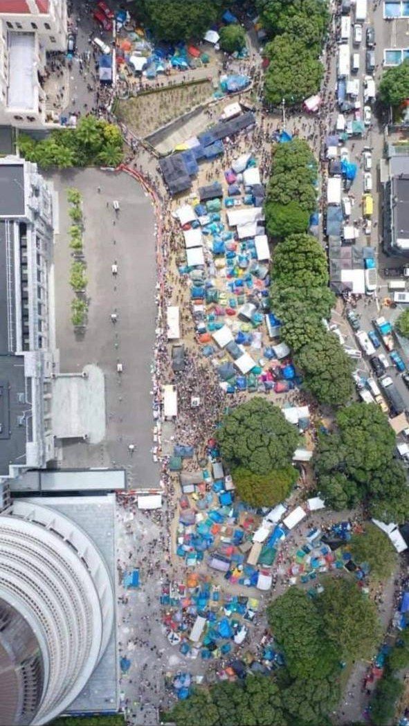 The occupation of parliament house in Wellington as New Zealand rises against covid tyranny 🔥