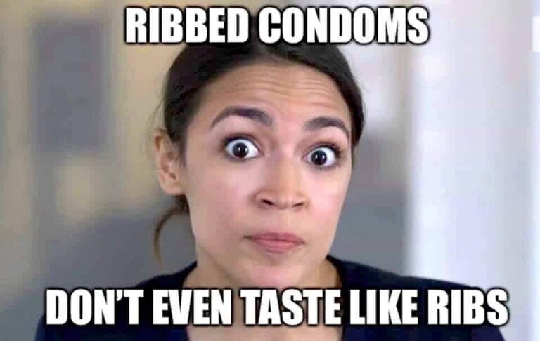 😂 