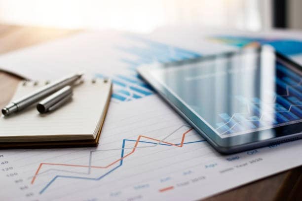 Co Je Účetnictví?

Účetní vytvářejí finanční záznamy k zajištění přesnosti. Zatímco udržují záznamy ...