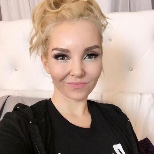 Visit debra77's profile on GETTR. View their posts, photos, videos, and connect with them on the social platform.