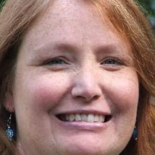 Sentimental Women that love History