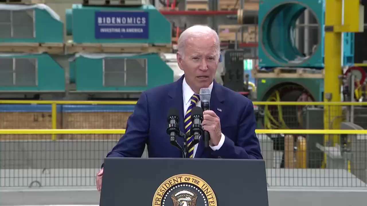 Biden: "When I ran for president, I made a promise that I would leave no one behind." 

Lahaina coul...