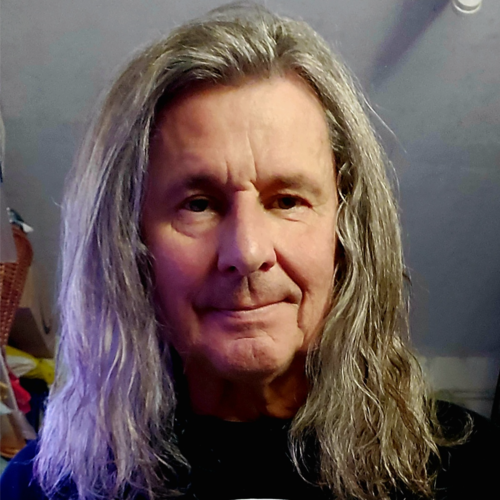 unvaccinated
Musicfreak since born November 02.1956 
DJ, all Styles ,Vinylrecords Lover
Travelling, Clubbing, Food & ...