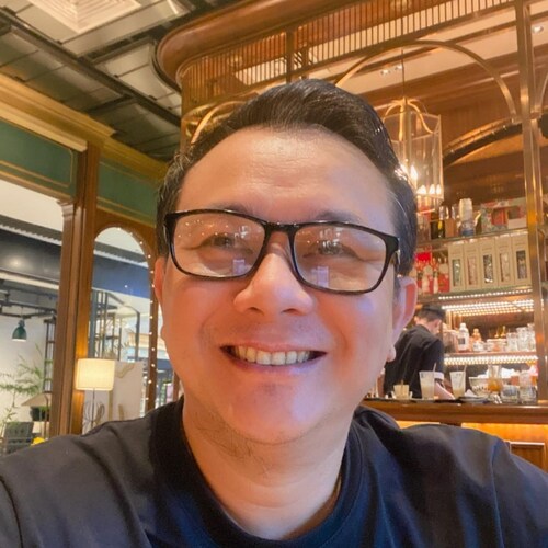 Chủ tịch Thái Vũ Minh có hơn 20 năm kinh nghiệm giao dịch chứng khoán quốc tế. Ông hy vọng đưa công nghệ giao dịch tiên ...