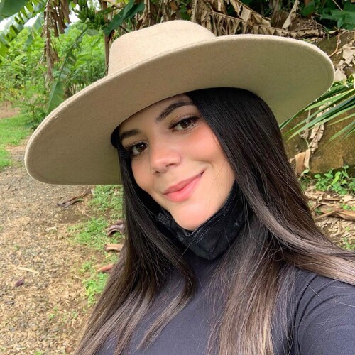 Sometimes it takes a heartbreak to shake us awake and help us see we are worth so much more than we're settling for.🫡