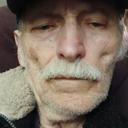 Constitutional Conservative, Abhor RINO"S/RNC/DNC,  86 years old, former Intel sw engineer, 
10 
years çonsultng, 
60 + ...