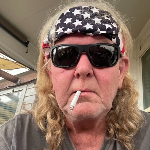 It‘s all about the constitution! God bless 🇺🇸 !