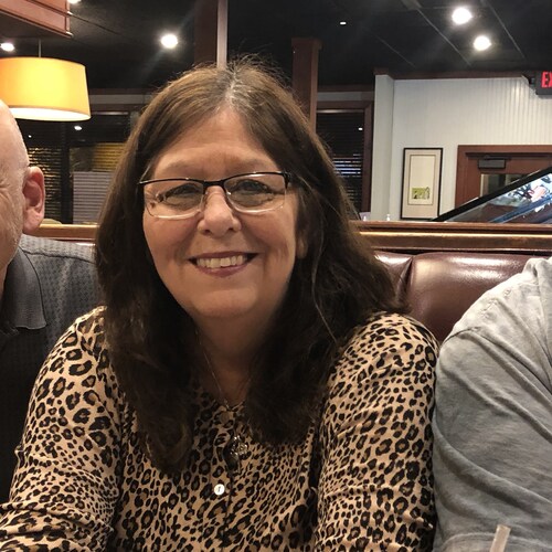 proud Canadian living proudly in the USA. Despise  Democrats and Liberals. Married.