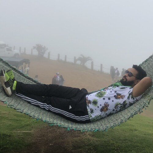 Hijo, padre , director ejecutivo de hackeándoelsistema.net y la tusa de todo el que me debe.