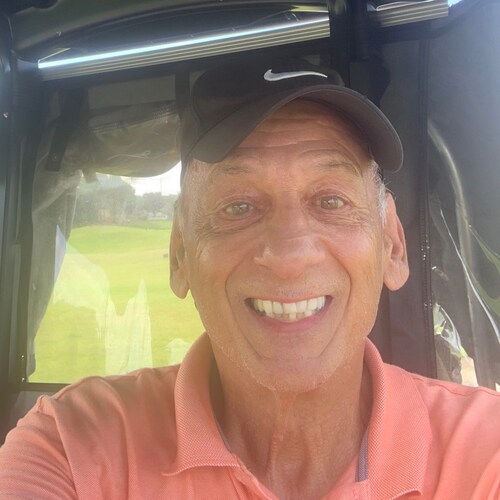 Raised by wonderful Italian parents as a strong conservative to love America .

Democrats are crazy people !

TRUMP IS M...