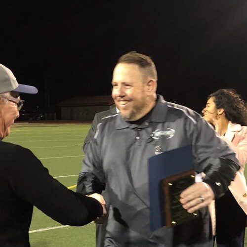 Saved by His Grace ✝️, Reyna's Husband, Aylish's Dad, and Head Football Coach at Henry J. Kaiser High School #WeNotMe