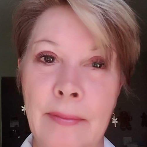 America is the best place to live.  Progressive Democrats are destroying our country day by day.  Stand up Republicans. ...