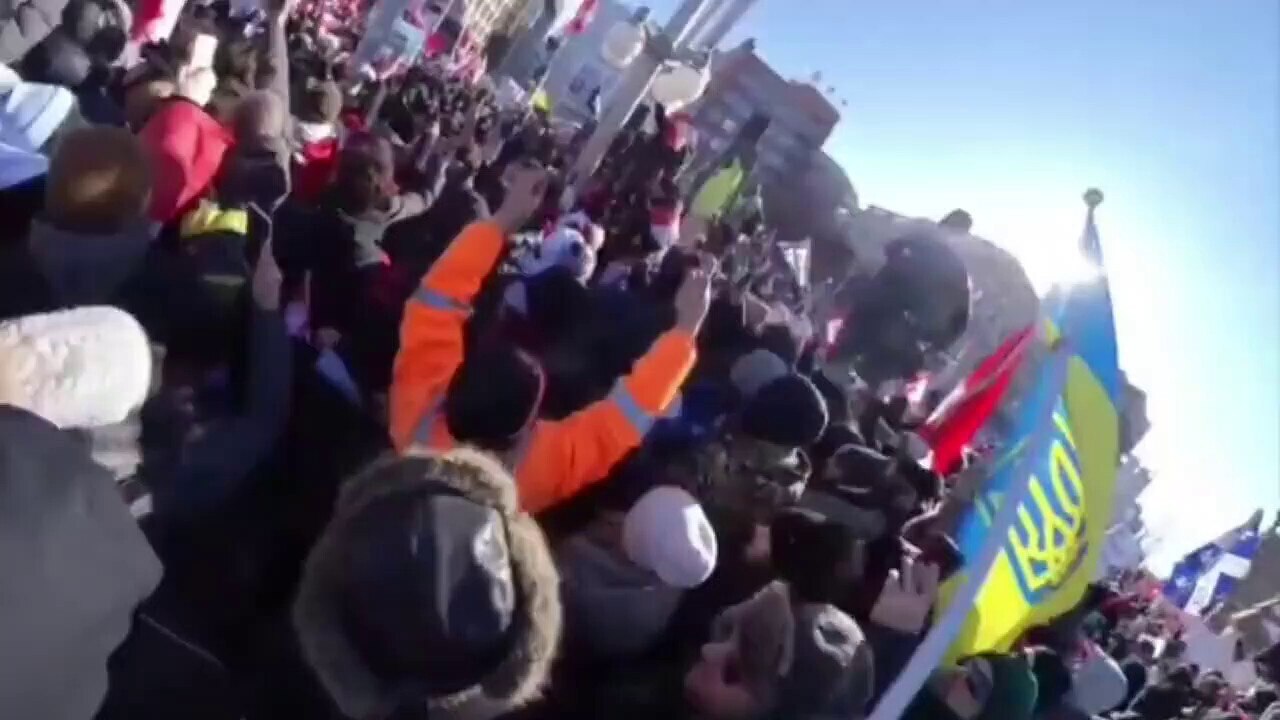 加拿大已经开始了一场世界性的运动，以最终结束了COVID法。Canada has started a world-wide movement to finally end COVID law. 
