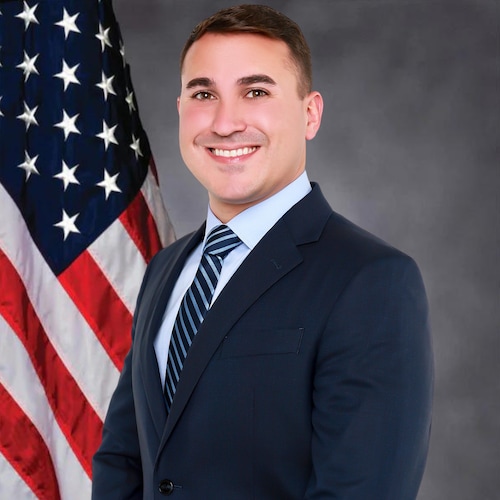 God, Family, Freedom | Official IG Account for 2024 U.S.
House Candidate FL-24 | Find me on TRUTH social at JesusGNavarr...