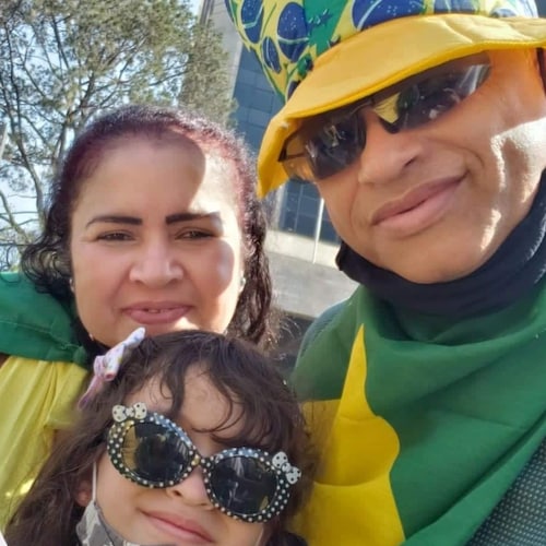 Temente a Deus.  Guiada pelo o ESPÍRITO Santo..creio num Deus de justiça..