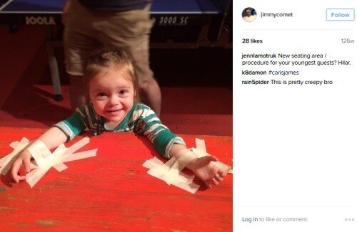 📌 Des IMAGES-5 en lien avec ce Webjournal de 🆁adio-🆀uébec du
4 décembre 2022 : rumble.com/v1yuiym...