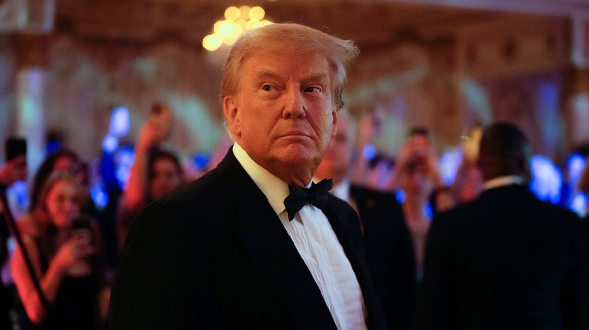 Trump. REAL PRESIDENT Trump.