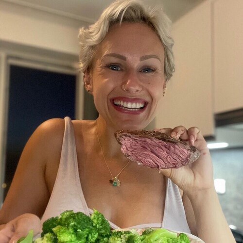 An hardworking woman,trustworthy honest….#Trump supporter