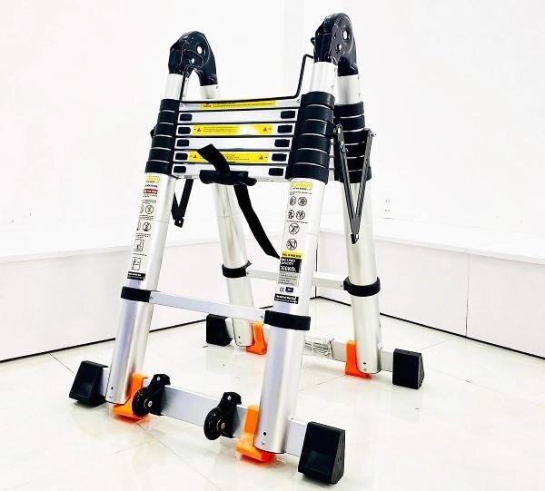 - A là một chữ cái trong bảng chữ cái tiếng Anh. Nó là thứ hai trong bảng chữ cái và là một trong nh...