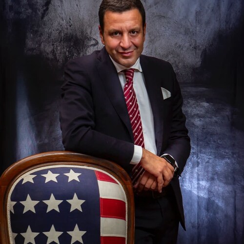 US Presidential candidate. Protagonist of "The Predestined" and "Trump, Alex and me" 

Campaign manager: 
Alessandro @Na...