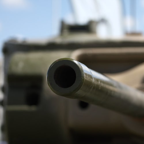 Media & economics obscure military realities. Death to sarcasm, hail sincerity. 🗡️🌾