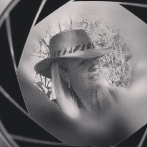 My pronouns are TOLD/YOU/SO.
Truth - is the absence of ignorance & lies.
I'm just Doing what truckers do. 🏴󠁧󠁢󠁥󠁮󠁧󠁿...