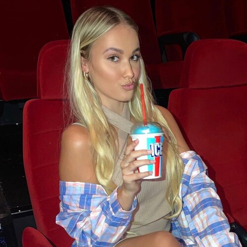 The pretty calm and gentle Soul🌸. I am a MAGA  Trump till i die 🫧. I am a Christian💒. Save America. RT ≠endorsement✨