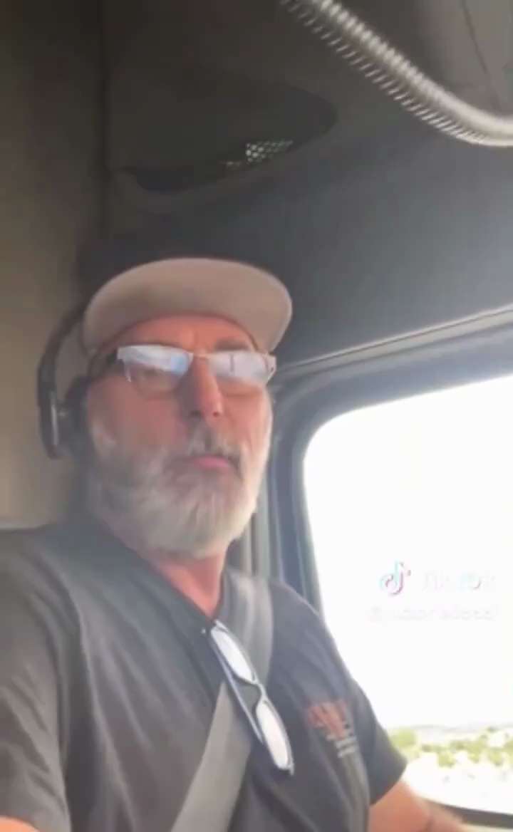 LANGUAGE WARNING: This trucker went absolutely nuclear on liberals. 🔥 🇺🇸

“There are 350,000 we’r...