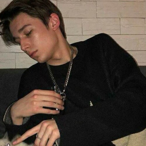 Visit crcabbrera's profile on GETTR. View their posts, photos, videos, and connect with them on the social platform.