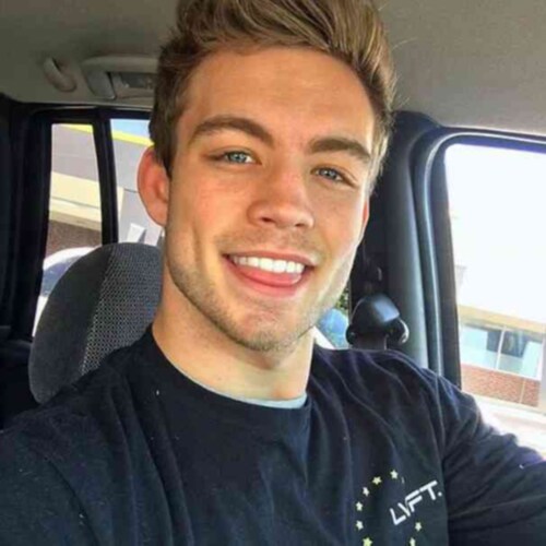 Member of the BowTied group. 

#BanksAreZeroes #BowTiedJay