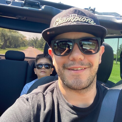 🇨🇦🇭🇷,love family, history,jeeps,German Shepards.