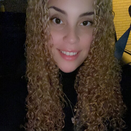 God is love
Love cures all
Jersey girl born in PR
Weird and Funky 
Lover of books and art